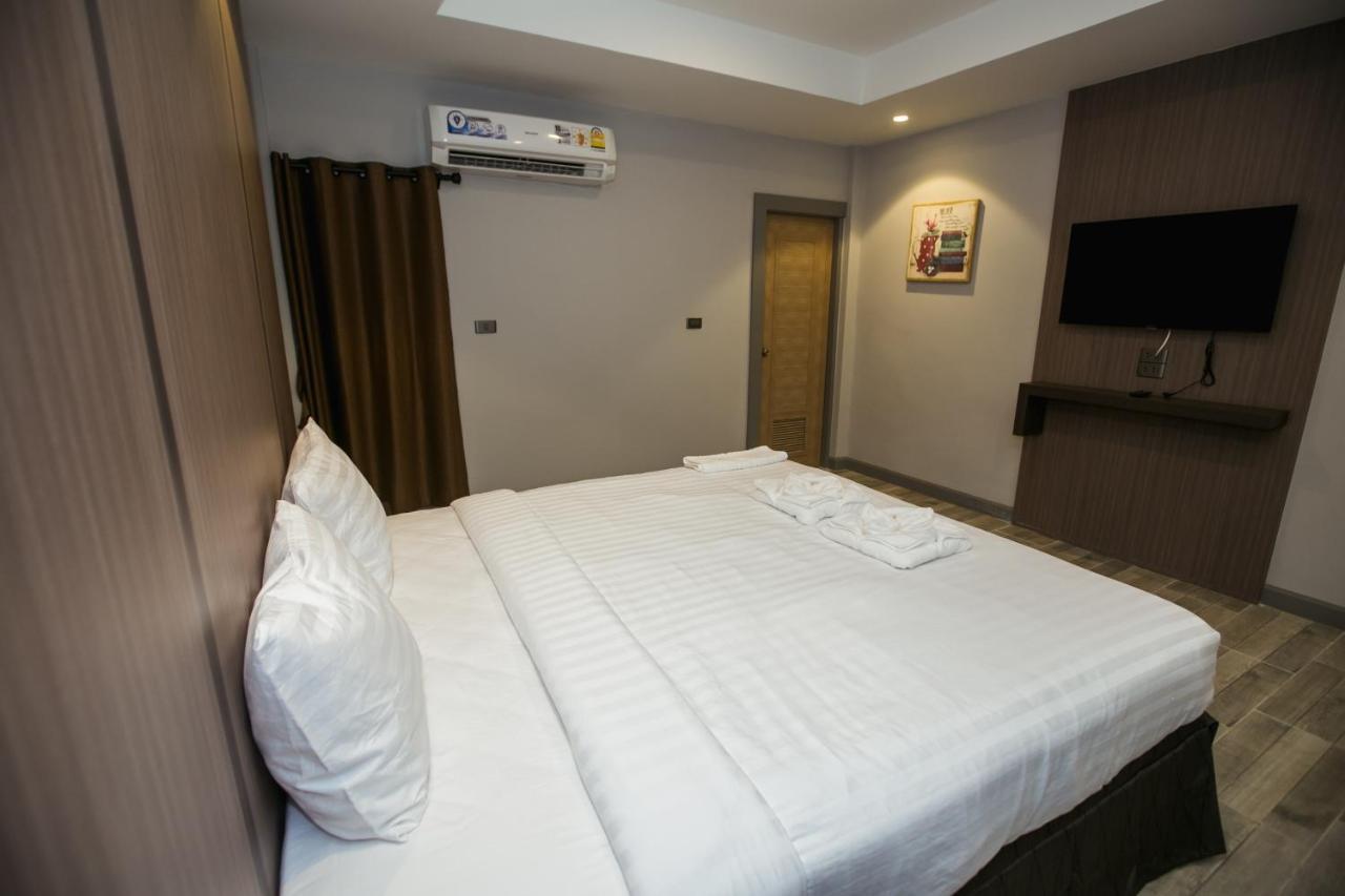 Hotel The Bed Roi Et