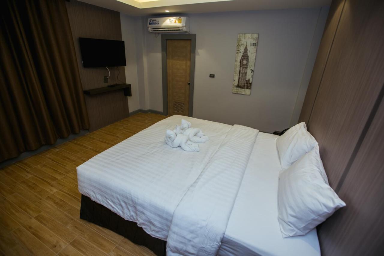 The Bed Hotel Roi Et
