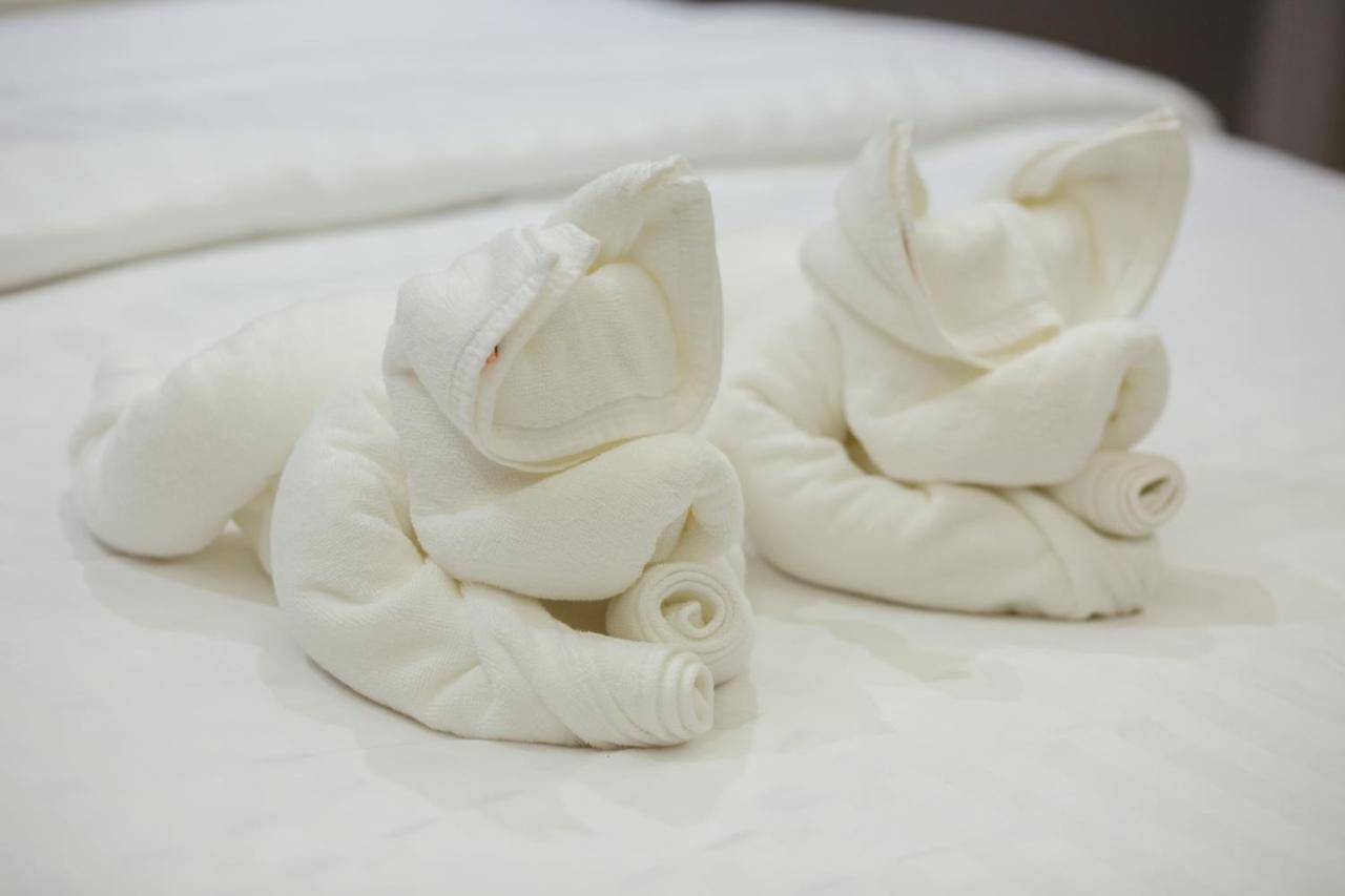 Hotel The Bed Roi Et