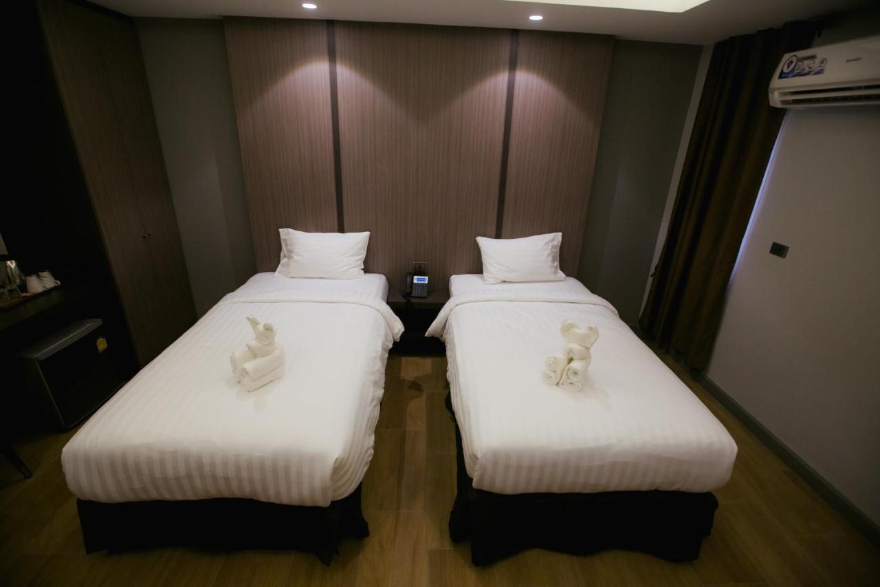 The Bed Hotel *